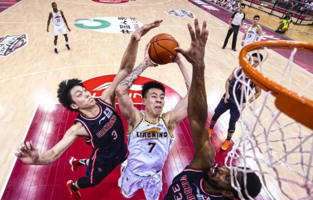  CBA全明星周末，张镇麟蝉联技巧挑战赛冠军