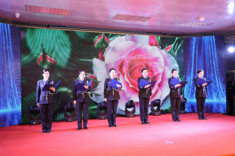  电竞巾帼英豪绽放赛场别样风采