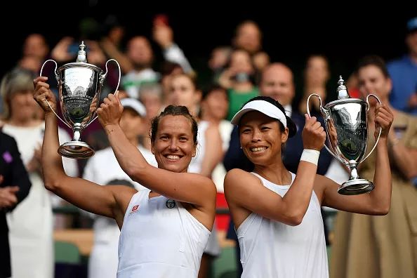  兹维列夫柏林登顶，本土作战斩获职业生涯首冠