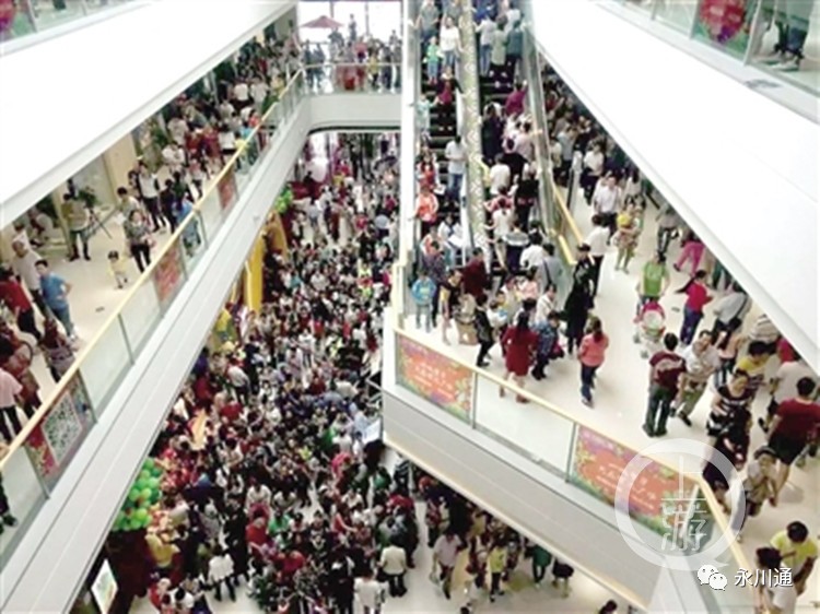  电竞周边市场火爆，衍生品开发激发消费潜力